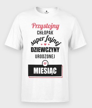 Przystojny chłopak + miesiąc