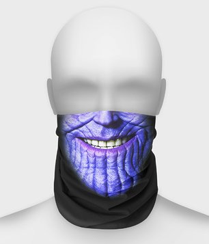 Komin na twarz z uśmiechniętym Thanosem