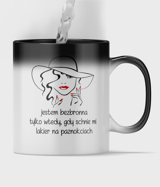 Kubek magiczny full print Jestem bezbronna